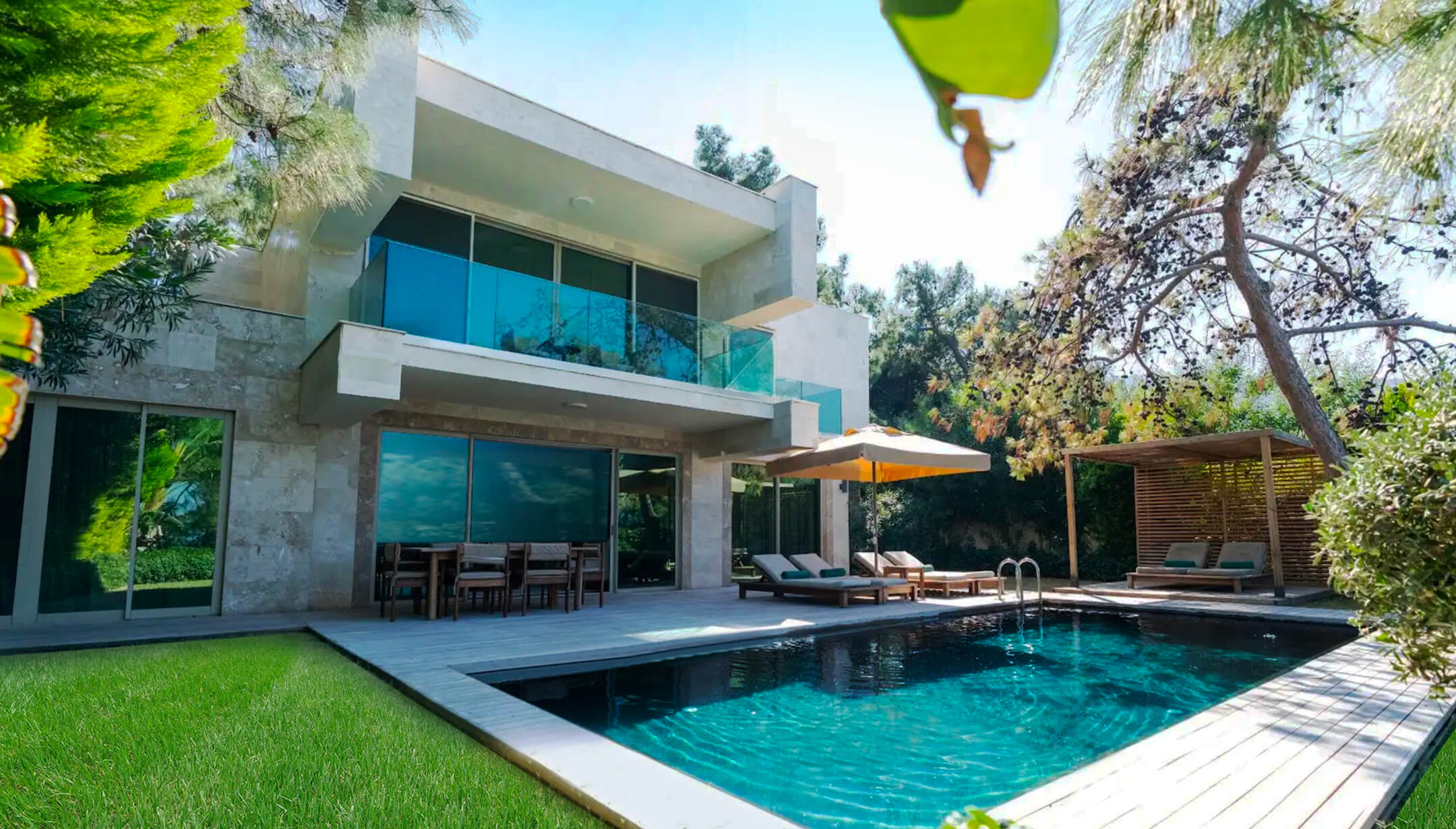 /media/0frnxsj4/vogue-hotels-pool-suite-banner.jpg