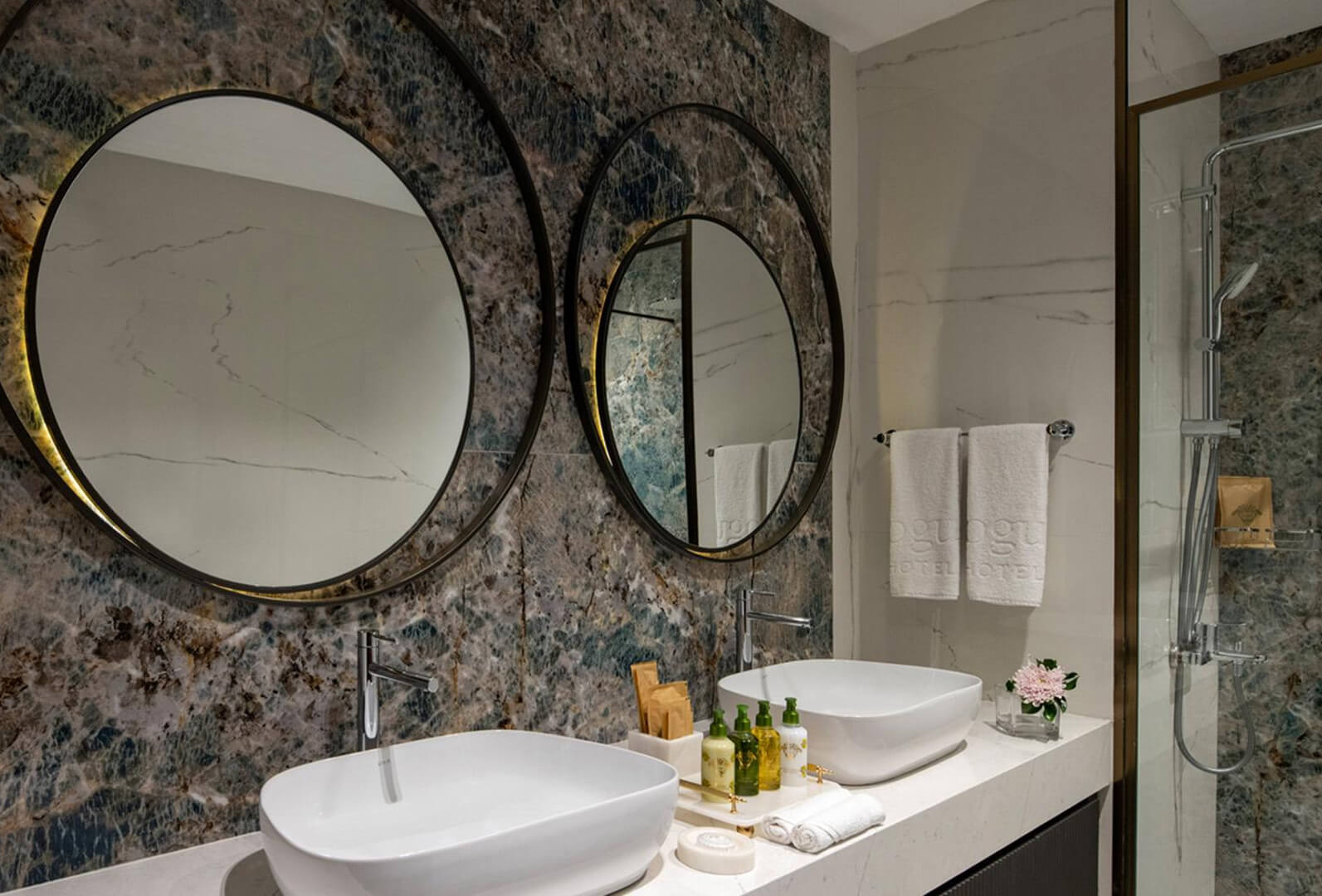 /media/1kwlhekj/vogue-hotels-supreme-bodrum-konaklama-family-suite-sea-view-galeri-1.jpg