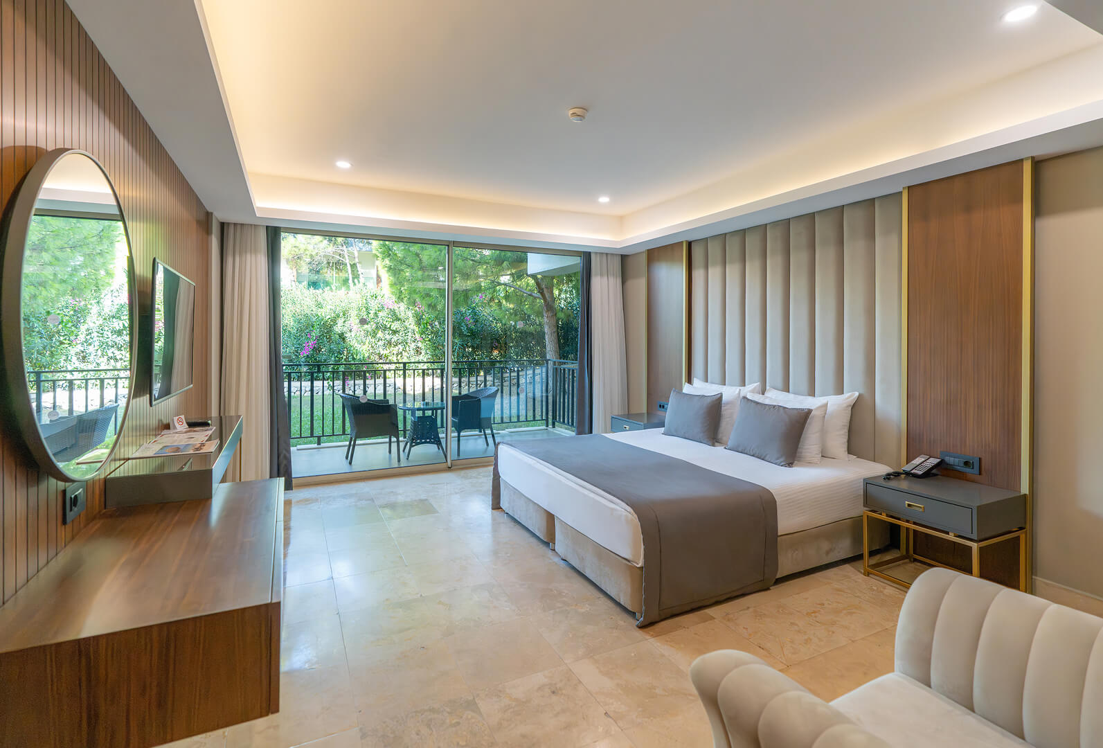 /media/4abb2ydp/vogue-hotels-bodrum-konaklama-family-suite-garden-view-galeri-1.jpg
