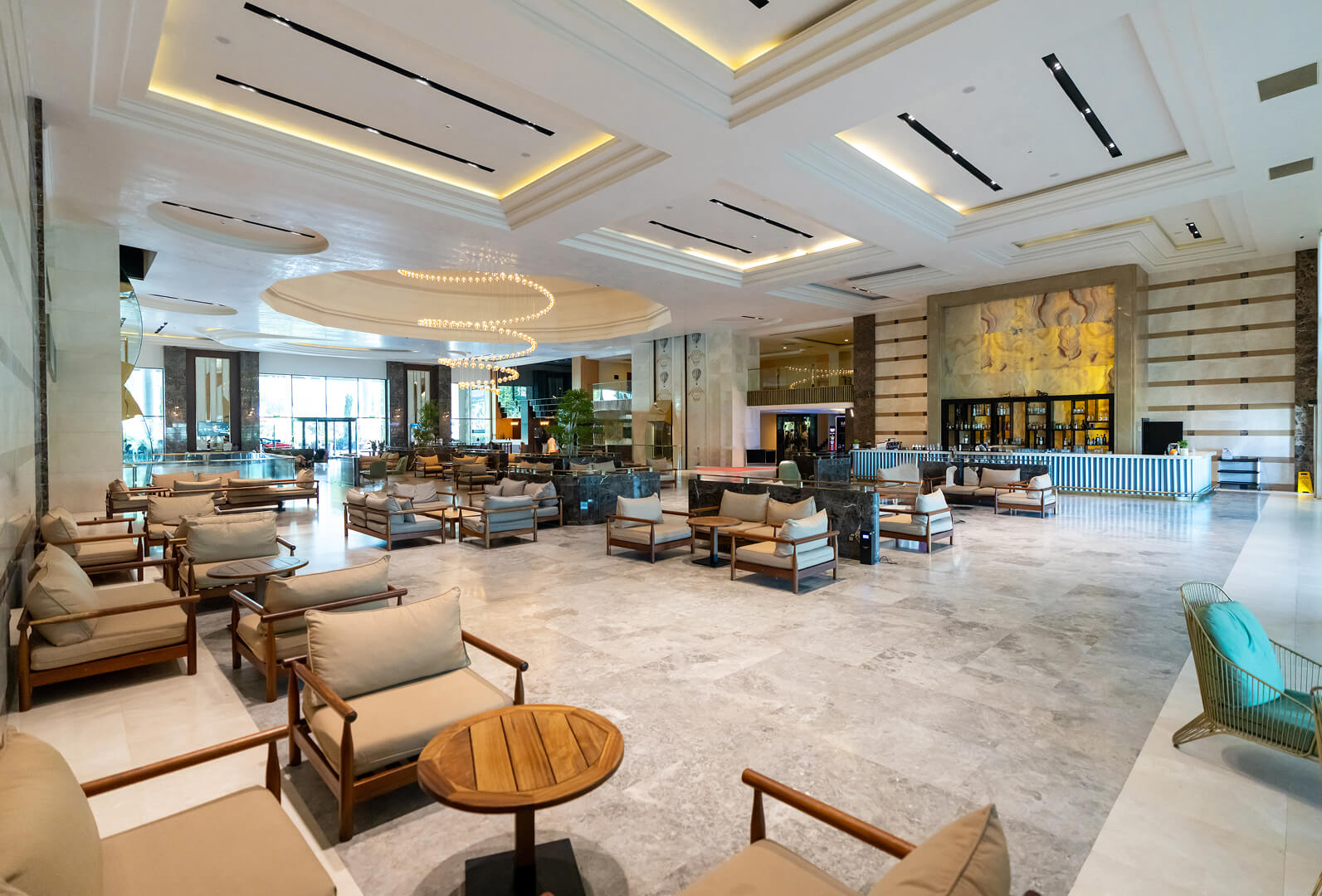 /media/erphk53w/vogue-hotel-supreme-bodrum-lezzet-yolculugu-bar-lobby-bar-galeri-1.jpg