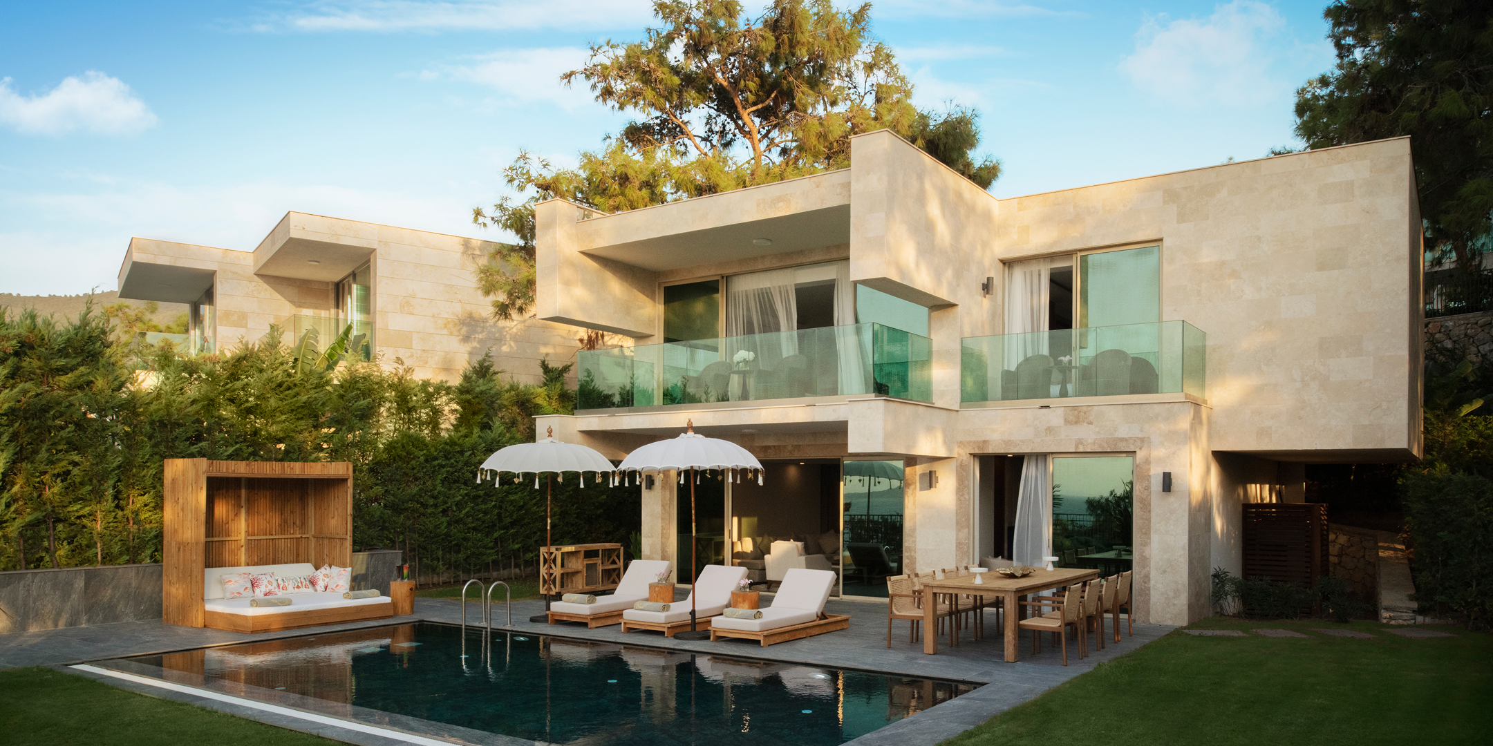 /media/ftfbv43b/villas-galeri-2.png