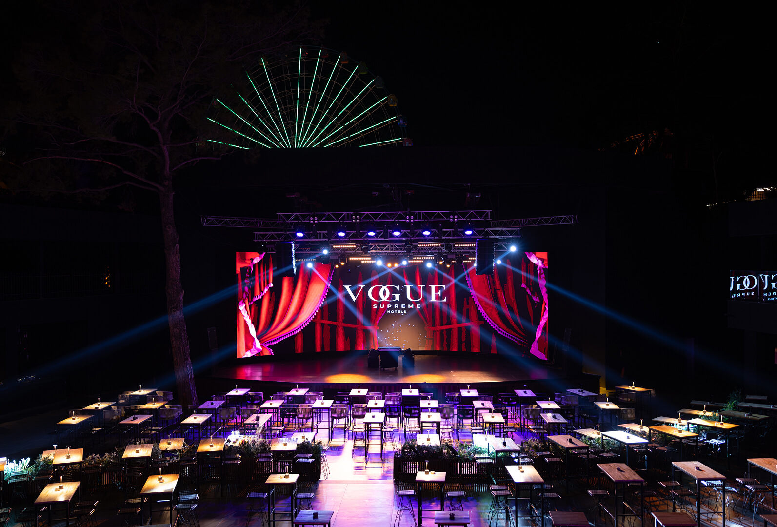 /media/oeukpvnk/vogue-hotels-bodrum-gastronomi-arena-bar-gallery.jpg