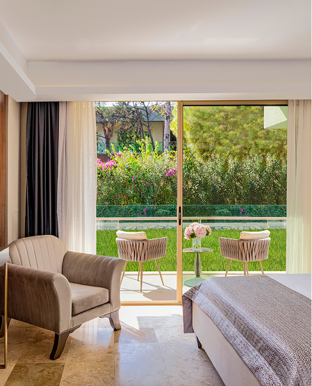 /media/rcwd1fc0/vogue-hotels-bodrum-konaklama-bahçe-manzaralı-aile-odası-dıger.jpg