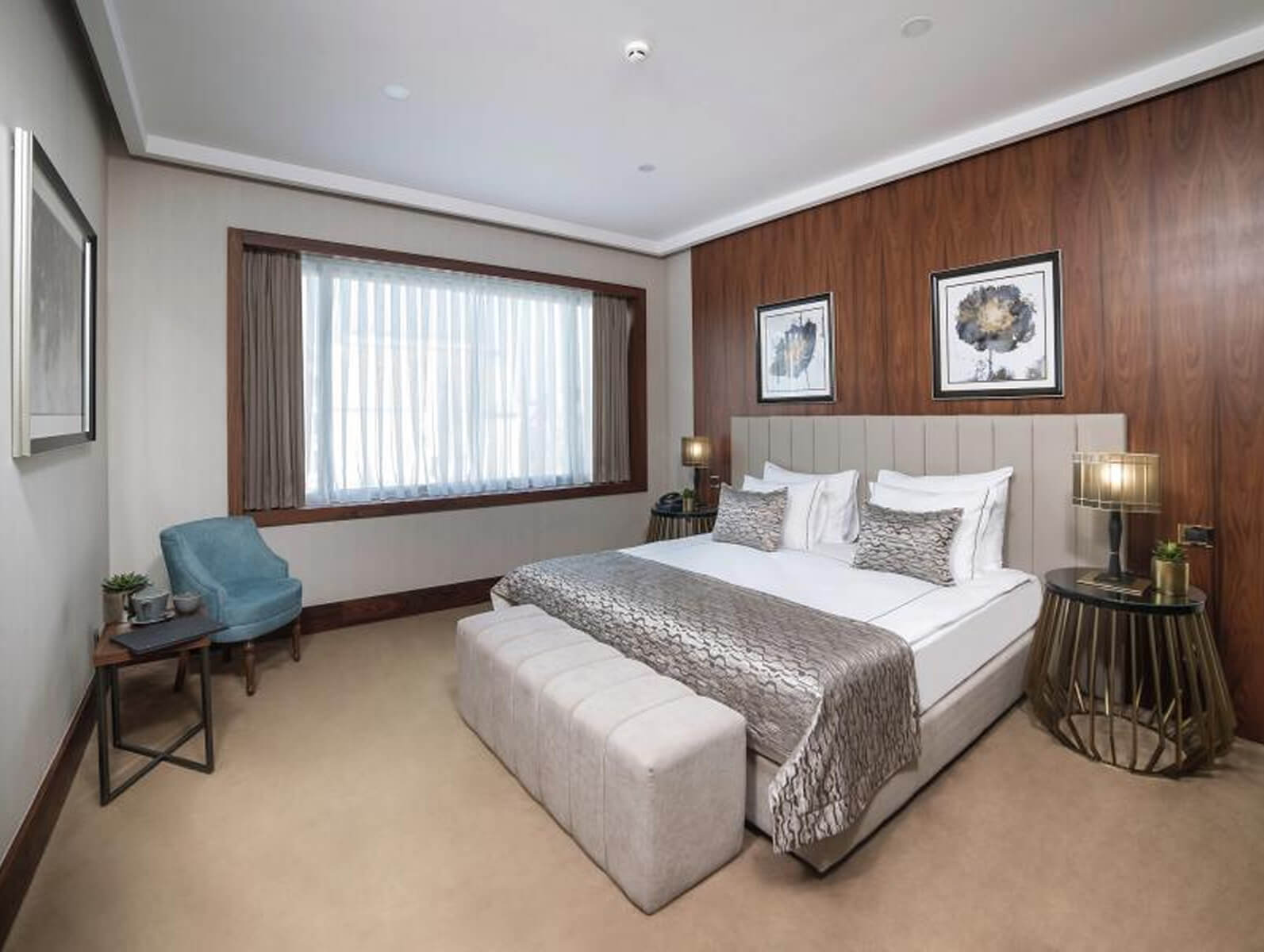 /media/yjyc5n1c/vogue-hotels-supreme-istanbul-konaklama-superior-aile-odası.jpg